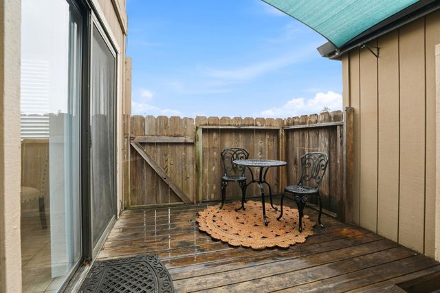 251 Gibson Drive G52, Hollister, CA 95023