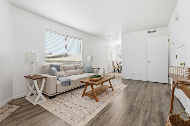 251 Gibson Drive G52, Hollister, CA 95023