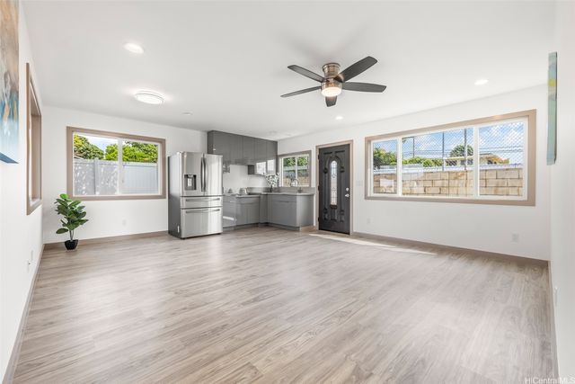 1528 Hooli Circle, Pearl City, HI 96782