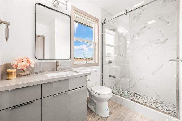 1528 Hooli Circle, Pearl City, HI 96782