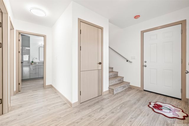 1528 Hooli Circle, Pearl City, HI 96782