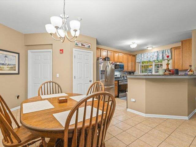 1969 Oxley Circle 1969, Naperville, IL 60563