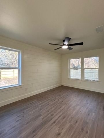 213 E CARDINAL, Ector, TX 75439