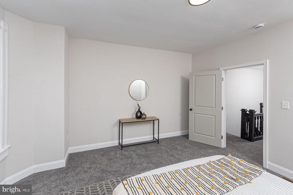 Image 17 of property listing at 2129 MOUNT HOLLY ST, Baltimore, MD 21216