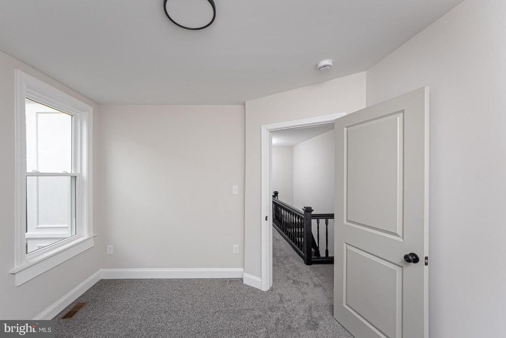 Image 22 of property listing at 2129 MOUNT HOLLY ST, Baltimore, MD 21216