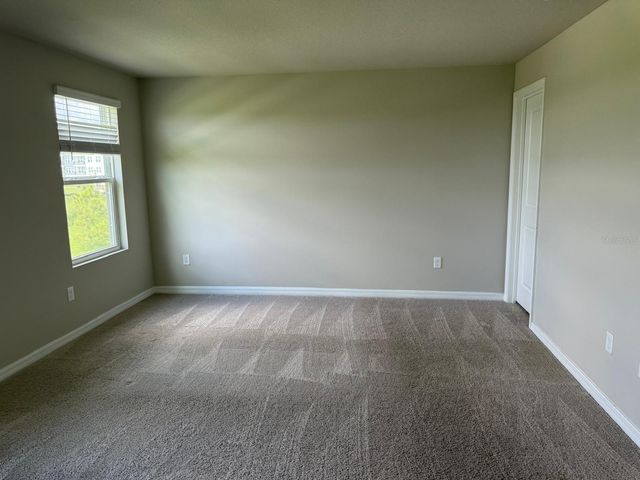 7627 MOMENTUM PARKWAY, Wesley Chapel, FL 33545