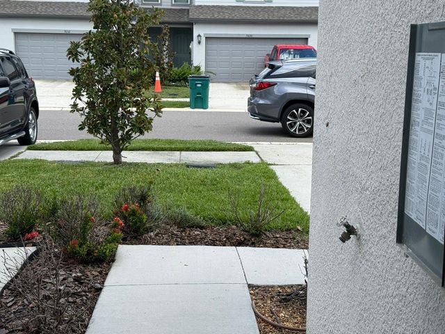 7627 MOMENTUM PARKWAY, Wesley Chapel, FL 33545