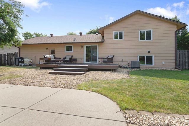 3819 Lodestone Lane, Eagan, MN 55122