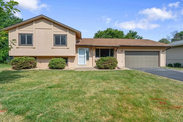3819 Lodestone Lane, Eagan, MN 55122