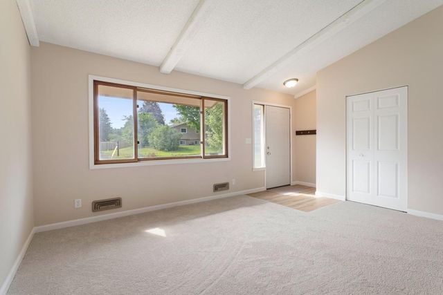 3819 Lodestone Lane, Eagan, MN 55122