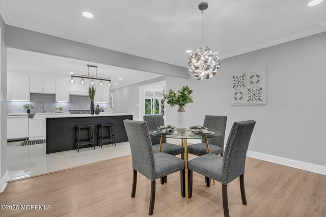 10 Sunrise Circle, Holmdel, NJ 07733