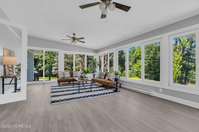 10 Sunrise Circle, Holmdel, NJ 07733