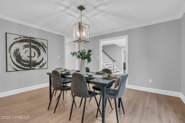 10 Sunrise Circle, Holmdel, NJ 07733