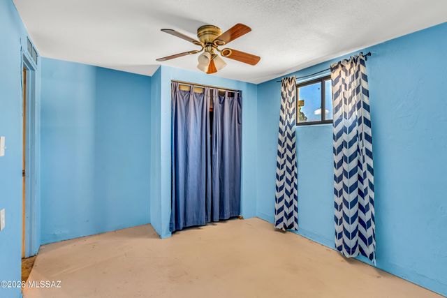 758 W Paris Promenade, Tucson, AZ 85705