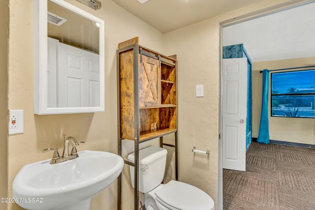 758 W Paris Promenade, Tucson, AZ 85705