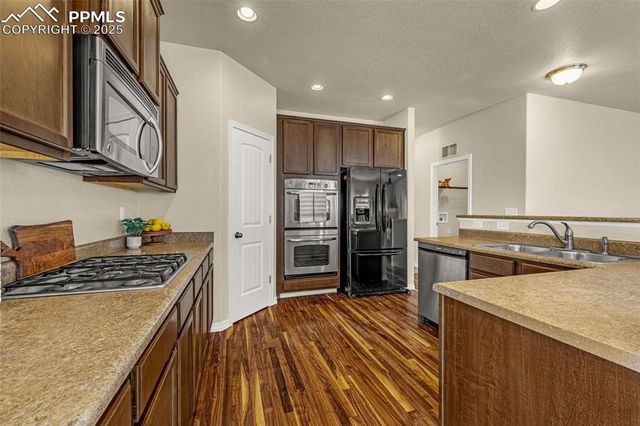 1306 Ethereal Circle, Colorado Springs, CO 80904