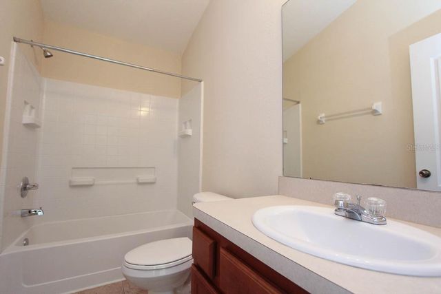 16433 KINGLETRIDGE AVENUE, Lithia, FL 33547