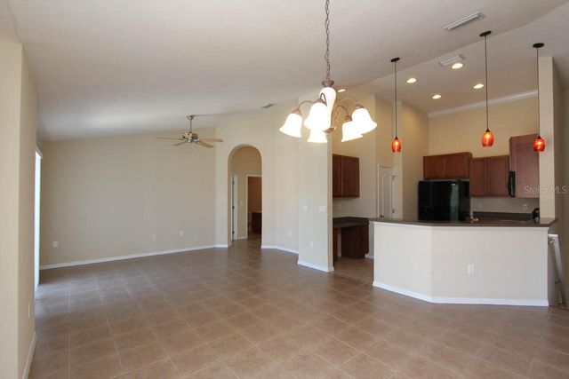 16433 KINGLETRIDGE AVENUE, Lithia, FL 33547