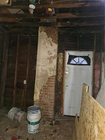 4520 Olive Street, Kansas City, MO 64130