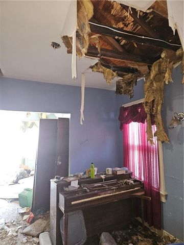 4520 Olive Street, Kansas City, MO 64130