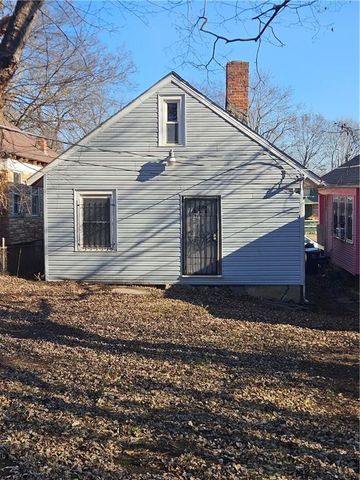 4520 Olive Street, Kansas City, MO 64130