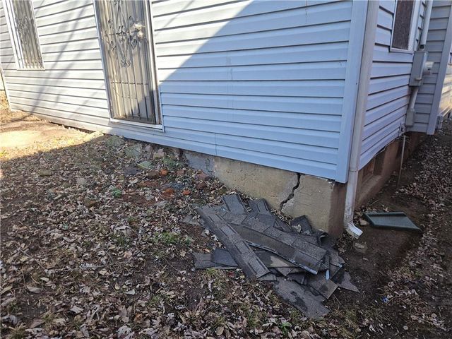 4520 Olive Street, Kansas City, MO 64130