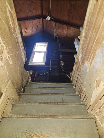 4520 Olive Street, Kansas City, MO 64130