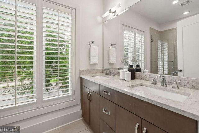 301 Canton Way, Roswell, GA 30075