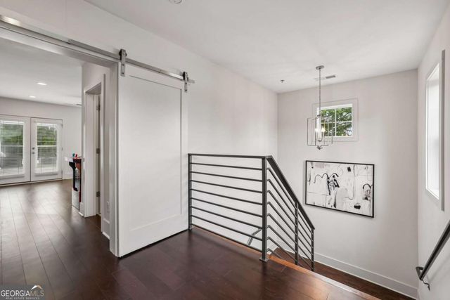 301 Canton Way, Roswell, GA 30075