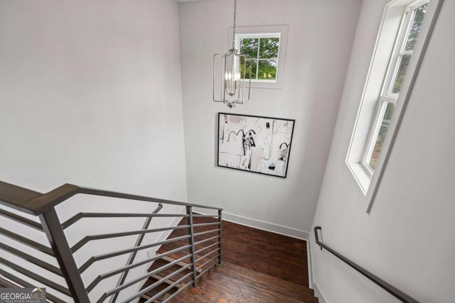 301 Canton Way, Roswell, GA 30075