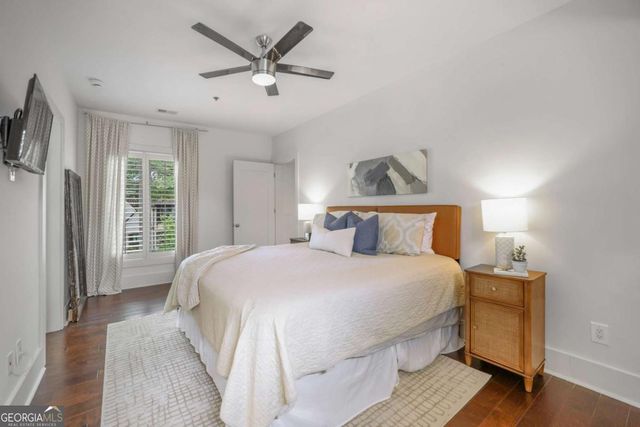 301 Canton Way, Roswell, GA 30075