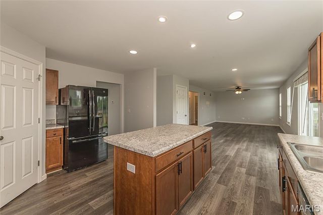 2781 Cedar Grove Drive, Belleville, IL 62221