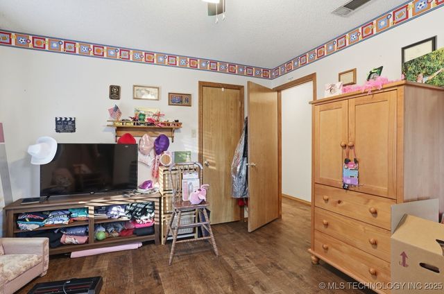 377 Mills Drive, Durant, OK 74701