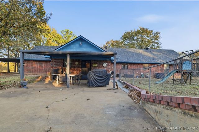 377 Mills Drive, Durant, OK 74701