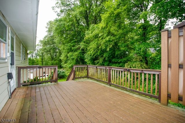 11 Christine Pl, Vernon Twp., NJ 07462