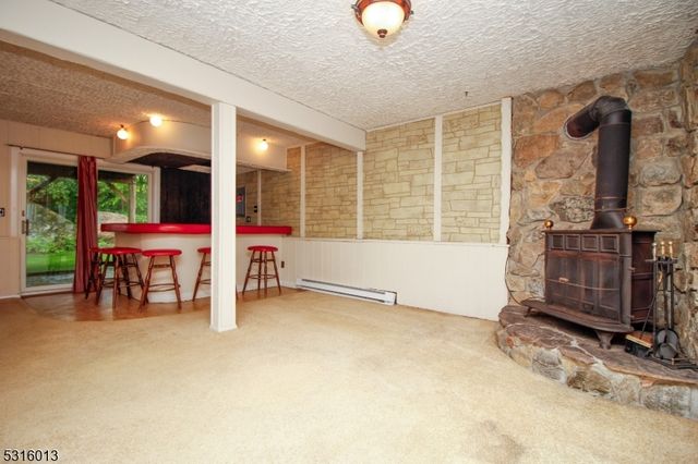 11 Christine Pl, Vernon Twp., NJ 07462