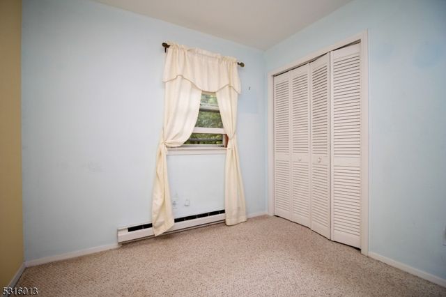 11 Christine Pl, Vernon Twp., NJ 07462