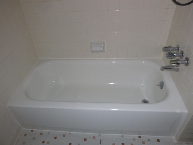 32608 Harper Avenue, St Clair Shores, MI 48082