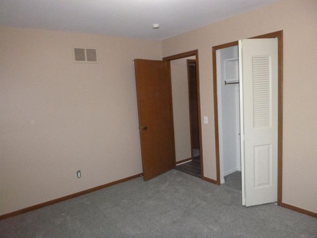 32608 Harper Avenue, St Clair Shores, MI 48082