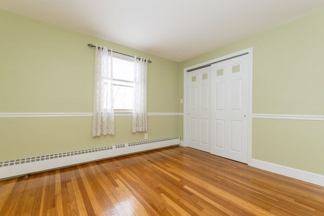 5 Porter Ave, Burlington, MA 01803