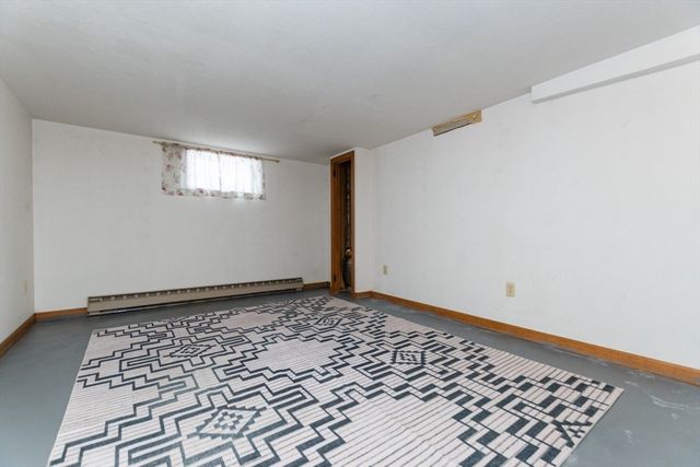 5 Porter Ave, Burlington, MA 01803