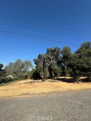 3595 Mountain View Street, Clearlake, CA 95422