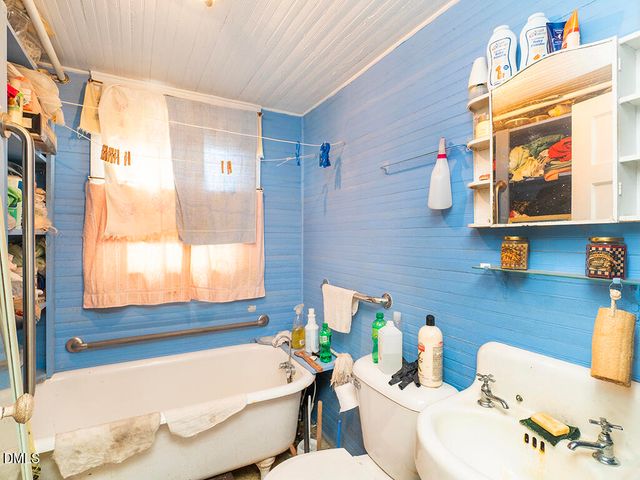 1010 Attica Street, Burlington, NC 27217