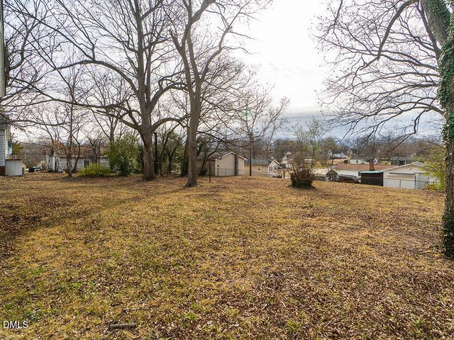 1010 Attica Street, Burlington, NC 27217