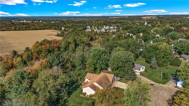 543 S Crestwood Court, Cadott, WI 54727