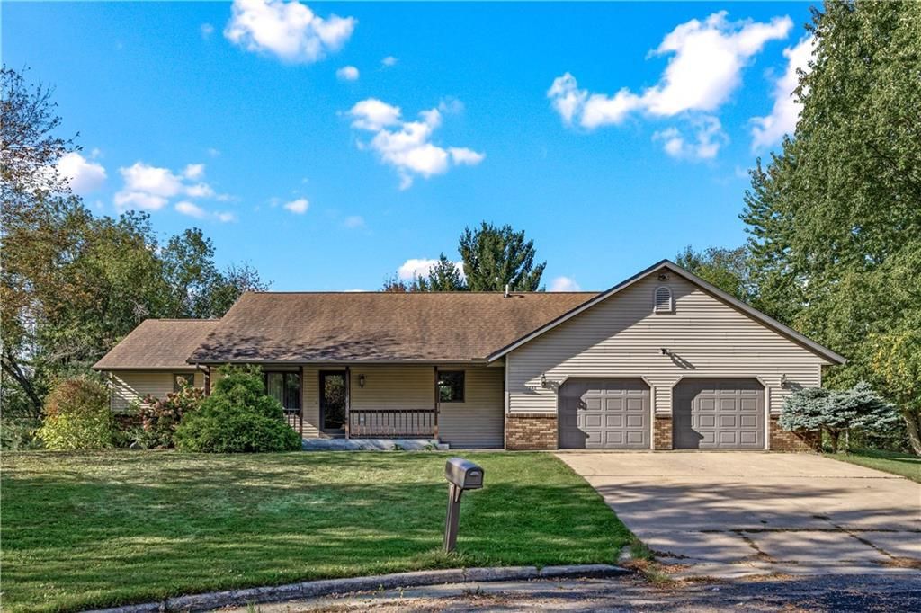 543 S Crestwood Court, Cadott, WI 54727