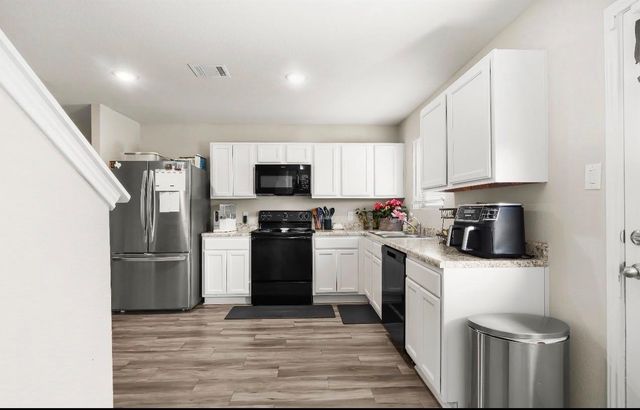 731 Hudler Street, La Marque, TX 77568