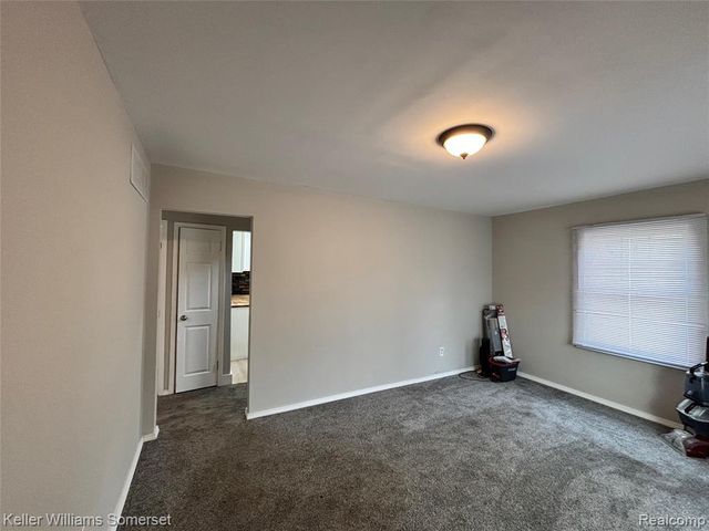 20245 Archdale Street, Detroit, MI 48235