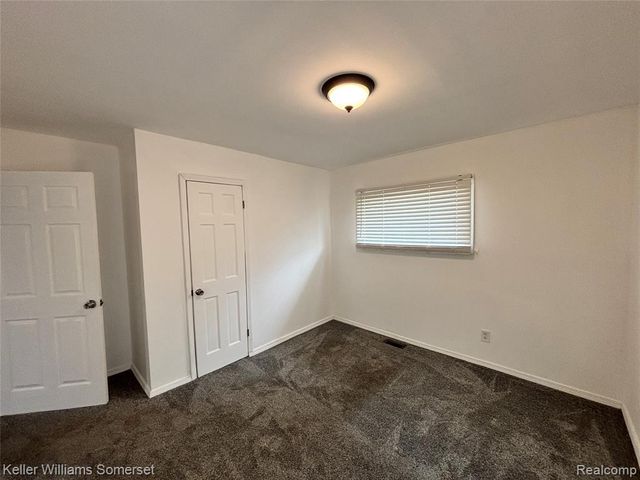 20245 Archdale Street, Detroit, MI 48235