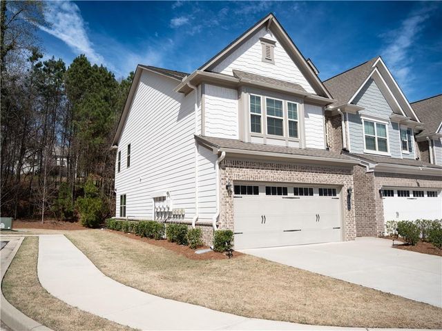 1900 Lanier Harbor Point, Buford, GA 30518